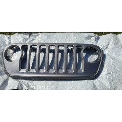 6BY75TRMAC Jeep Wrangler Grille 2018-2023 68295587AC