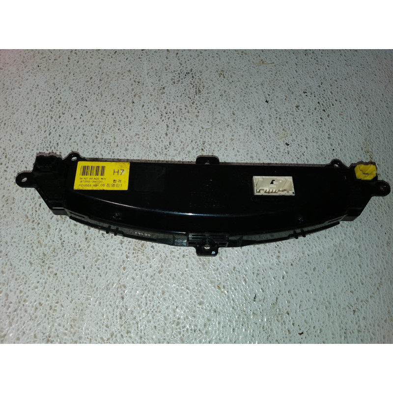 97250-3M700 Hyundai Genesis Sedan AC Heater Control 2009-2014