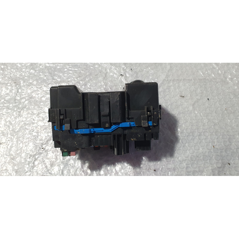 35165589 Buick Envision Fuse Relay Distribution Junction Box 2021
