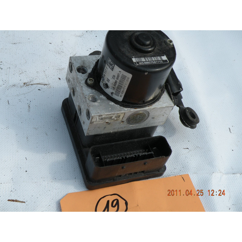 1C0907379C Volkswagen Golf IV ABS Pump 2002-2006 1J0614117E