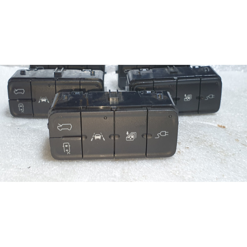 84876115 GMC Hummer EV Stability Control System Switch 2022-2025