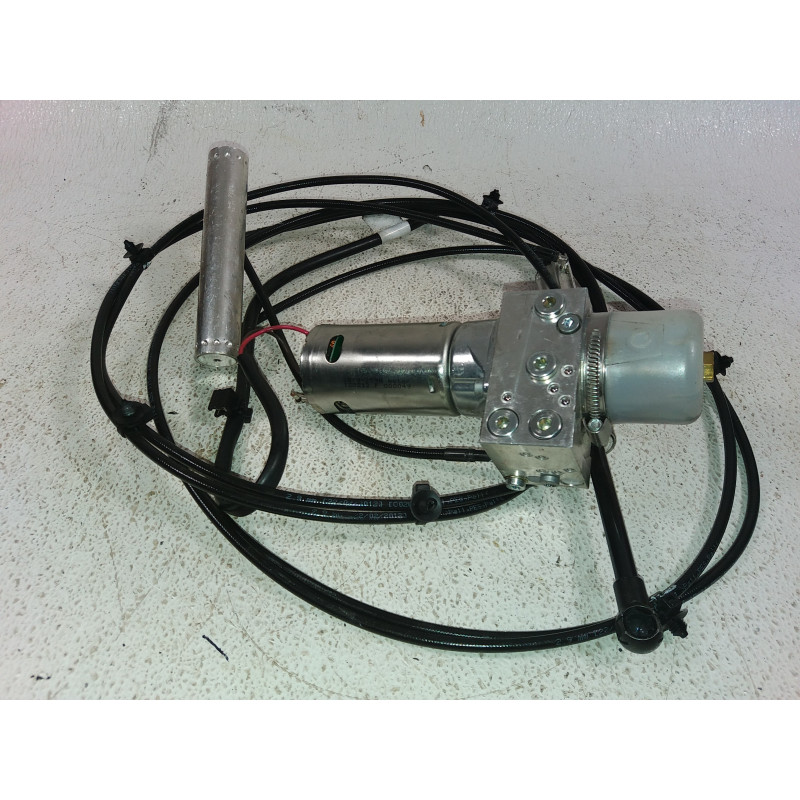 1648003948 Mercedes-Benz GL Liftgate Hydraulic Pump 2010-2012