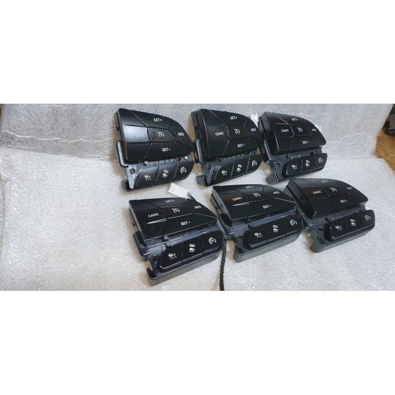 68378975AA Jeep Cherokee Steering Wheel Cruise Speed Control Switch
