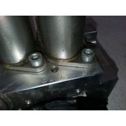 1663201158 Mercedes-Benz GL Air Ride Suspension Valve Block 2011-2016