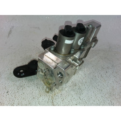 1663201158 Mercedes-Benz GL Air Ride Suspension Valve Block 2011-2016