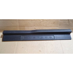 4R33-6313201-BLW Ford Mustang Left Door Sill Scuff Plate 2005-2009