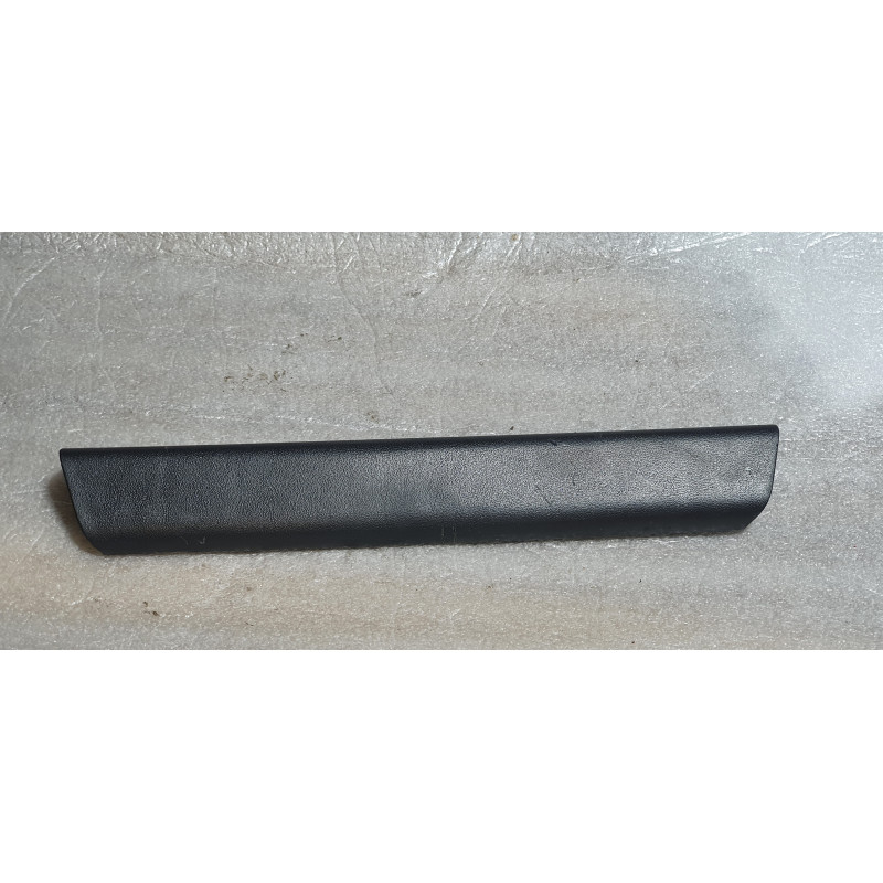 3CN867585 Volkswagen Atlas Trunk Handle Trim Bezel 2018-2025 3CN86758582V