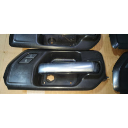 Chevrolet Silverado Right Front Door Interior Handle 2019-2023 | GMC Sierra