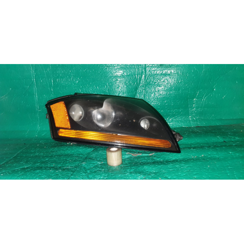 8N0941004BB Audi TT Right Xenon Headlight 2000-2006
