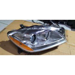 A1668208861 Mercedes-Benz ML Class Right Halogen Headlight 2012-2015