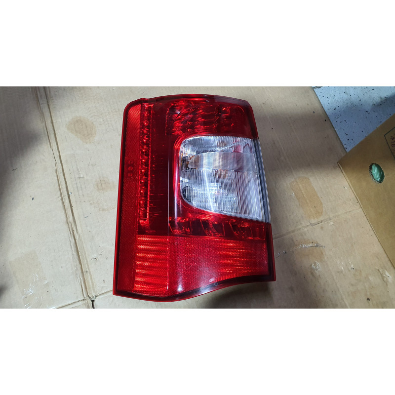 05182531AE Chrysler Town & Country Left LED Tail Lamp 2011-2016 05182533AE