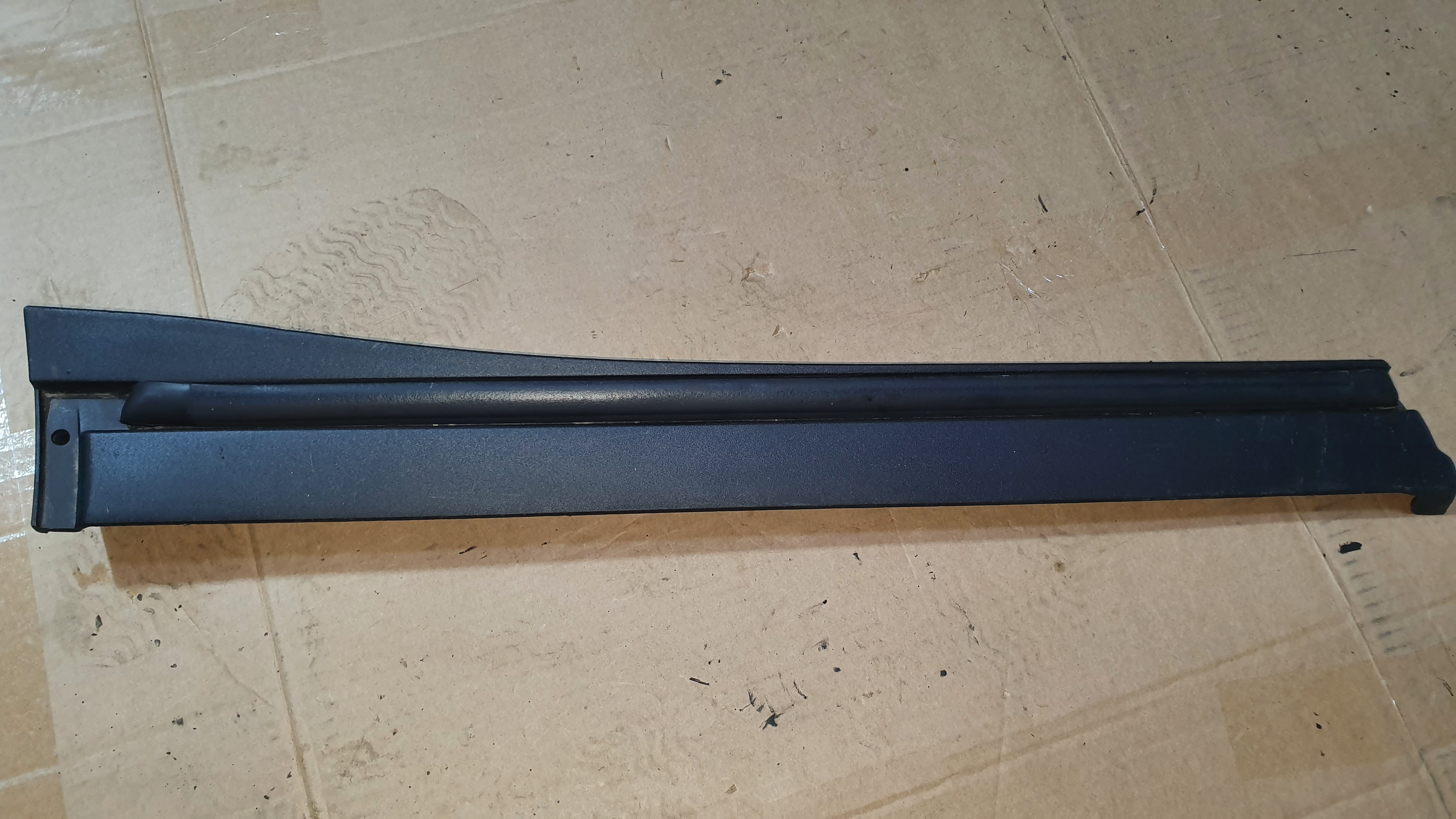 LEXUS RX RX350 RX450H REAR DOOR RIGHT LOWER INNER MOLDING TRIM 