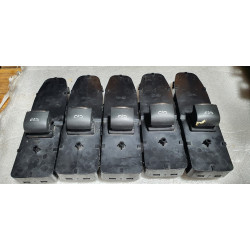 84751368 Cadillac CT4 Right Door Window Switch 2020-2024 84879638