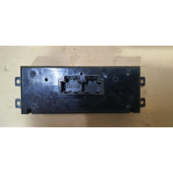 15886277 Cadillac Escalade Rear Audio Climate Heated Seat Control Module