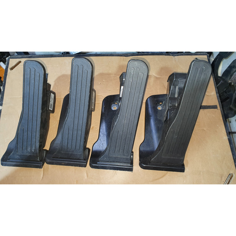 23388945 Cadillac CT4 Accelerator Gas Pedal 2019-2024 84447710