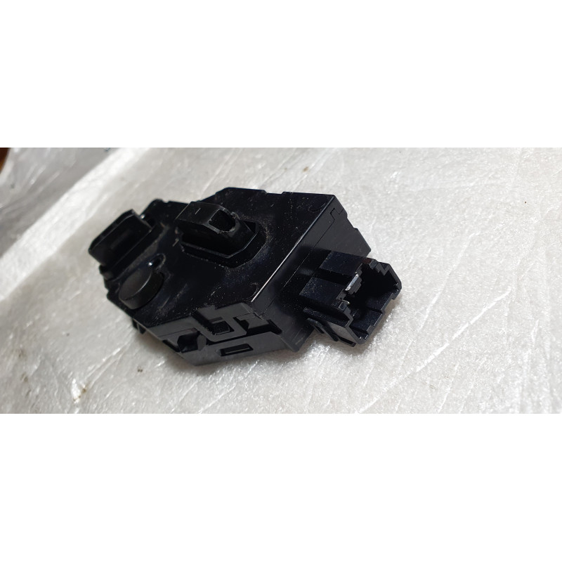84649570 Cadillac CT4 Left Front Seat Adjuster Switch 2020-2025