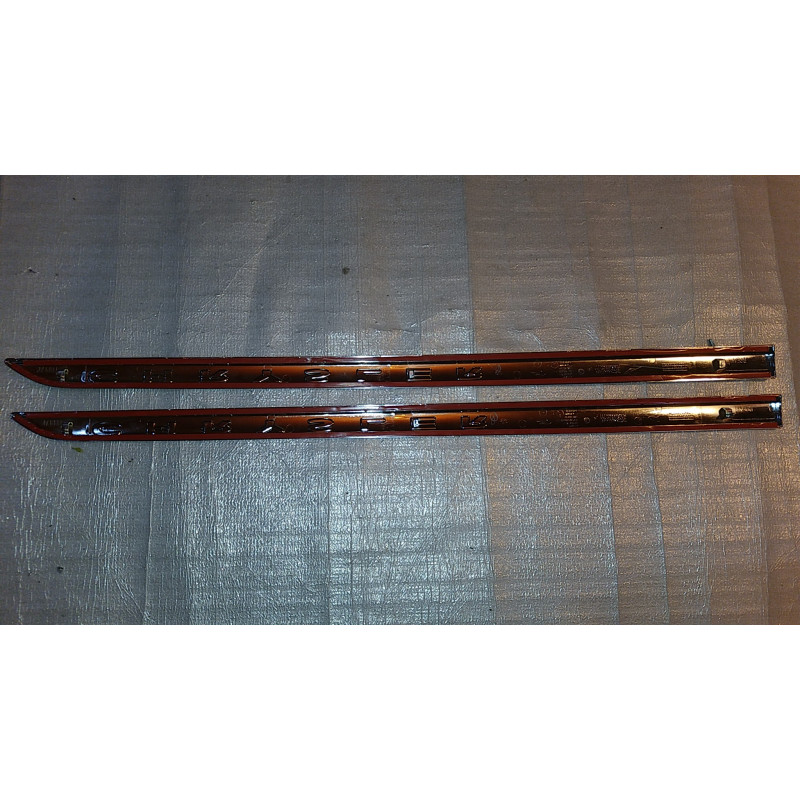 05182599AA Chrysler Town & Country Left Front Door Chrome Molding 2011-2016