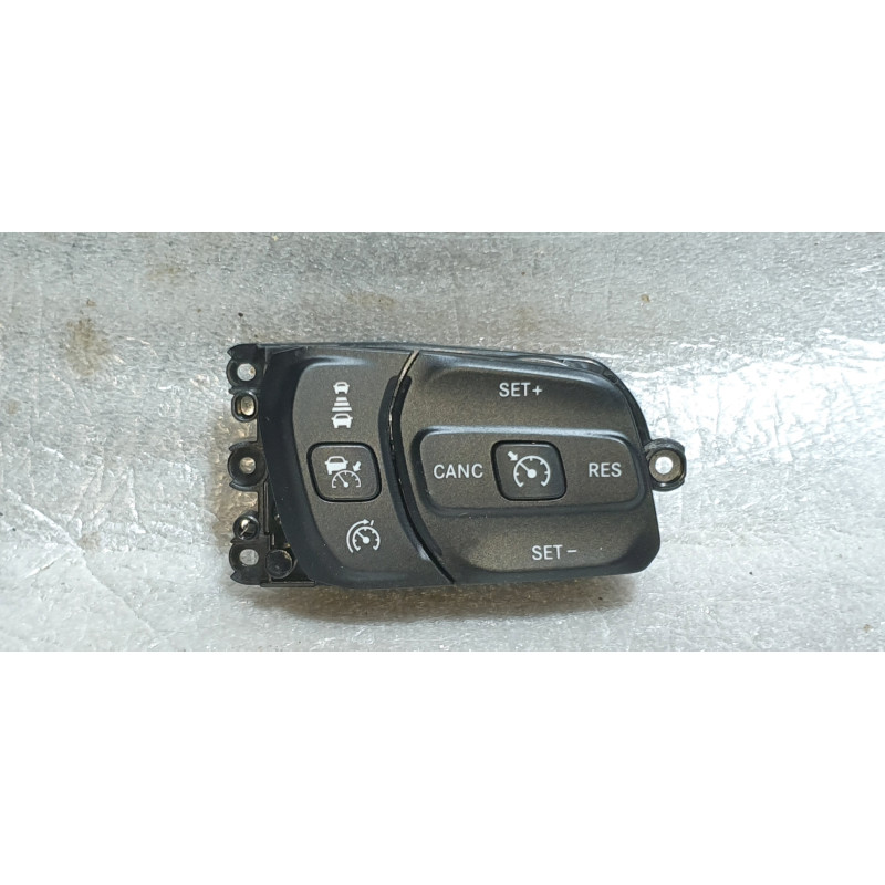 68330408AA Jeep Wrangler Steering Wheel Cruise Control Switch 2019-2020