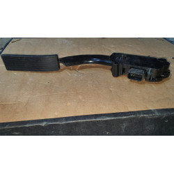 22698673 Saturn Vue Accelerator Gas Pedal 2002-2003