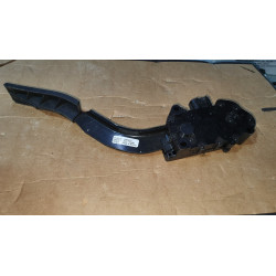 22698673 Saturn Vue Accelerator Gas Pedal 2002-2003