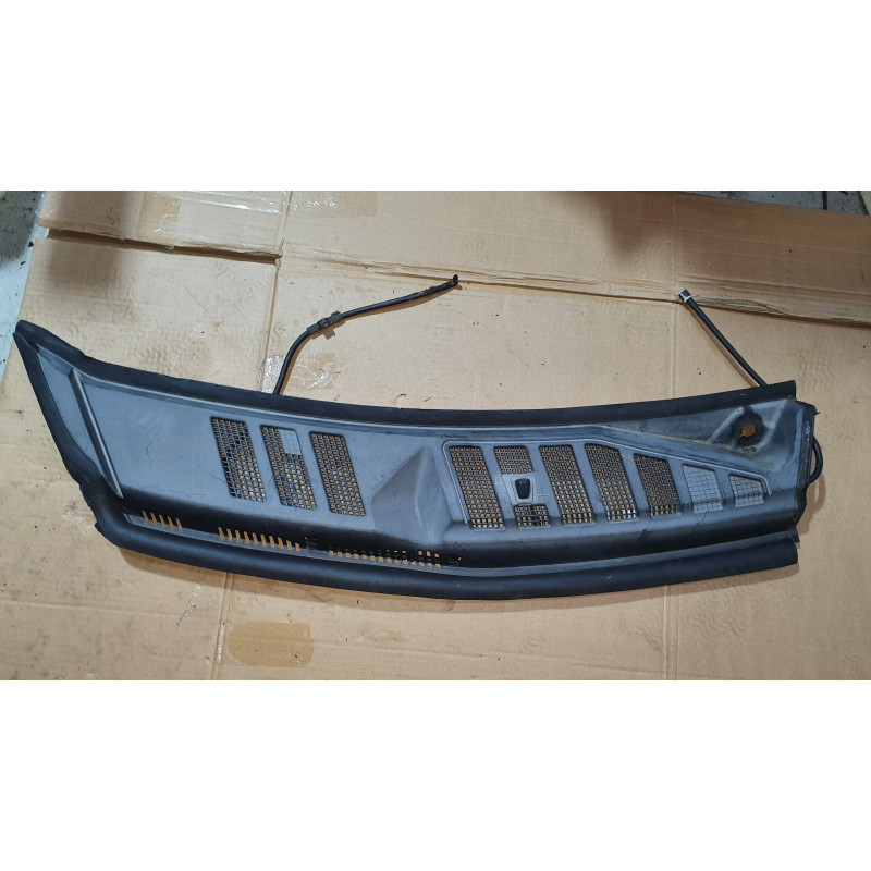 FL34-1502222-AG Ford Windshield Top Cowl Grille Vent Passenger Right Side