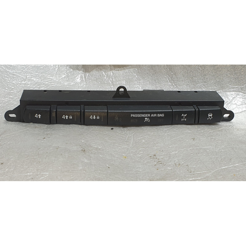 15800079 Hummer H3 Transfer Case Traction Control Switch Panel 2006-2010