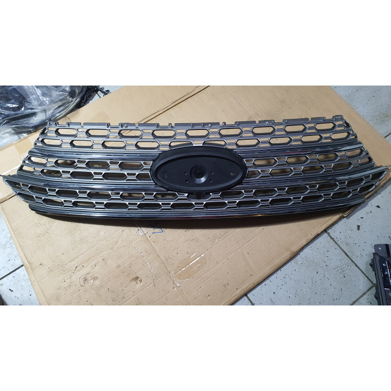 LB5B-8150-CBW Ford Explorer Grille 2020-2024