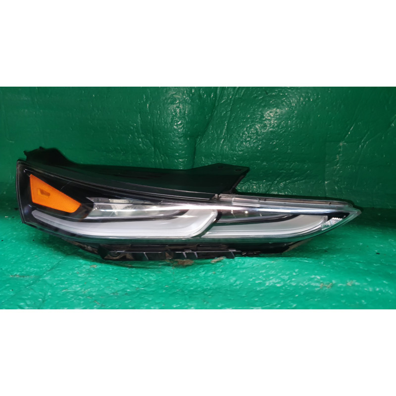 92208-S2000 Hyundai Santa Fe Right LED Daytime Running Headlight 2019-2020
