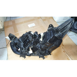 92102-D2000 Hyundai Genesis G90 Right Full LED Headlight 2017-2019