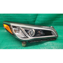 92102-C2000 Hyundai Sonata Right Halogen LED Headlight 2015-2017