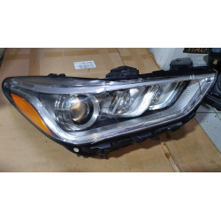 92102-D2000 Hyundai Genesis G90 Right Full LED Headlight 2017-2019