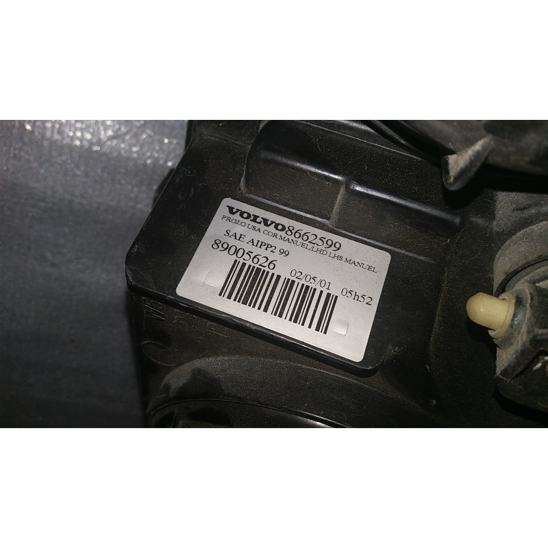 8662599 Volvo S60 Left Headlight 2001-2005 89005626