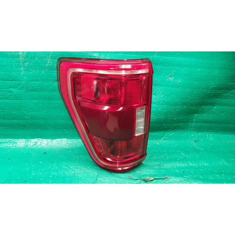 ML34-13B505-BU Ford F-150 Left LED/Halogen Tail Lamp 2021-2023