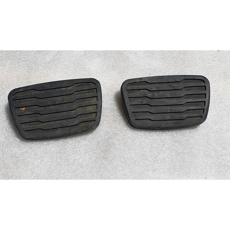 84568037 Cadillac CT4 Brake Pedal Cover Trim 2013-2024