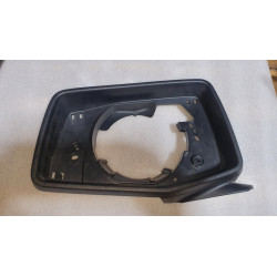 84575673 Chevrolet Silverado Left Mirror Housing Bezel 2019-2024 84620971