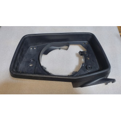 84575673 Chevrolet Silverado Left Mirror Housing Bezel 2019-2024 84620971