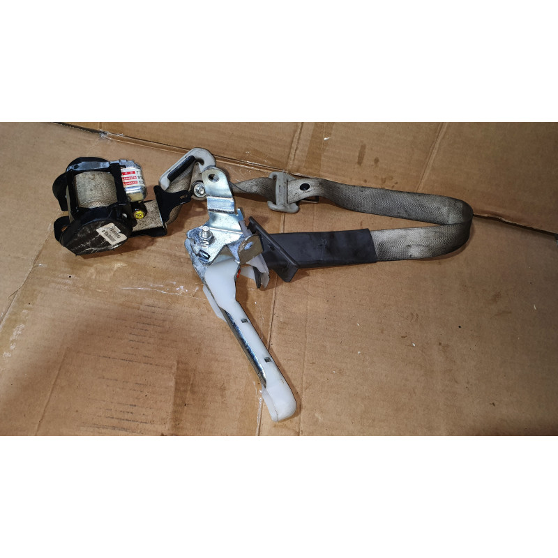 Nissan Leaf Left Front Seat Belt 2013-2016