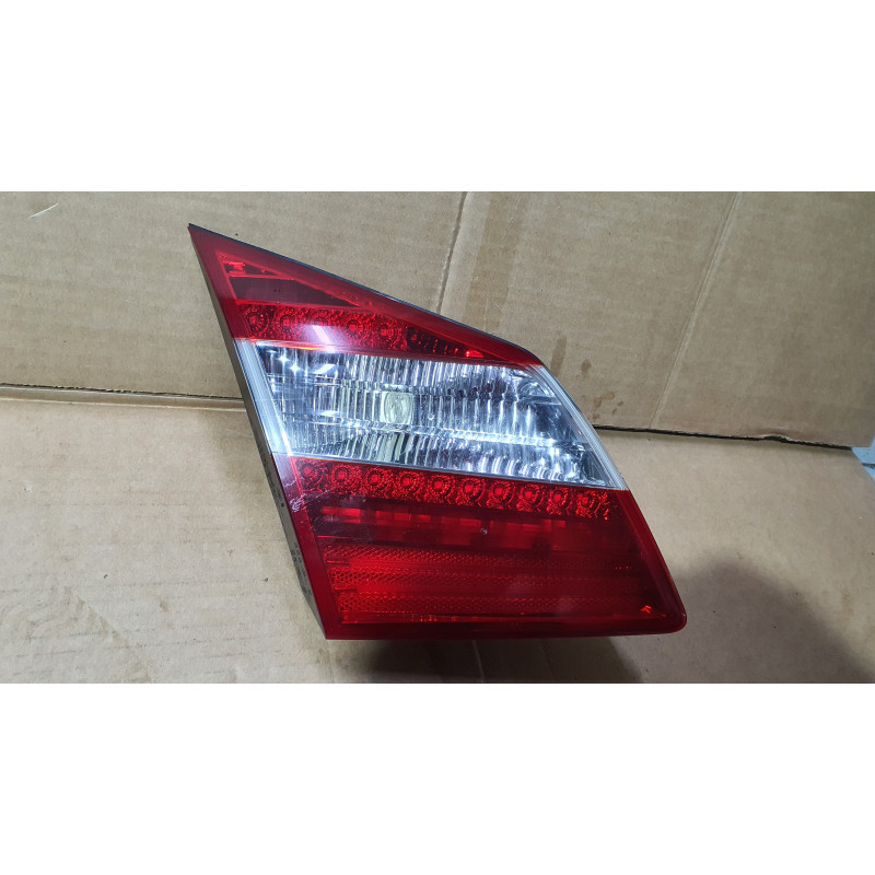 92403-3M22 Hyundai Genesis Sedan Left Trunk Inner LED Tail Lamp 2012-2014