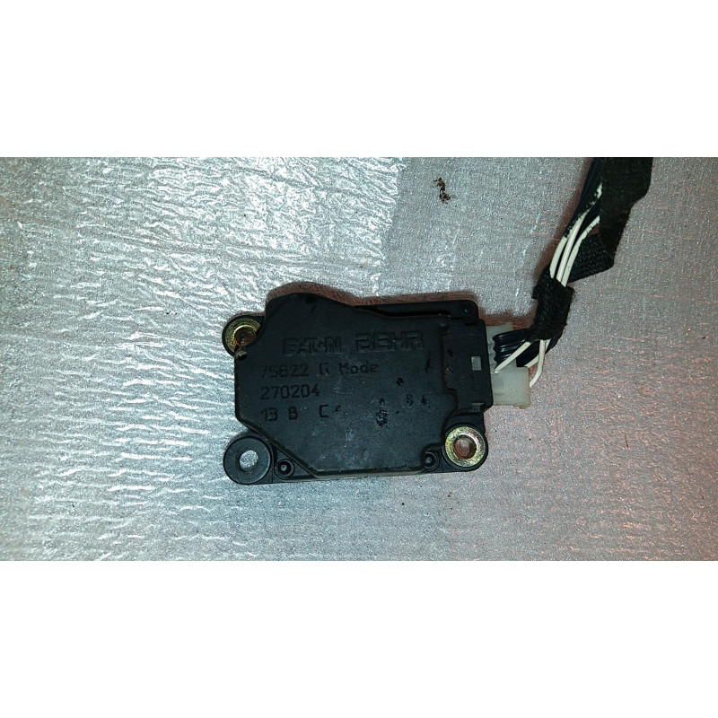 Volvo XC90 Heater Air Blend Door Actuator | XC70, S80, V70, S60