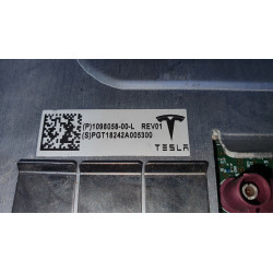 1098058-00-L Tesla Model 3 Media Computer Control Module 2017-2023