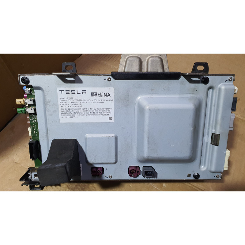 1775000-00-E Tesla Model Y Autopilot Media Control Module Computer
