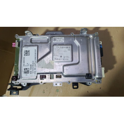 1684435-00-G Tesla Model Y Media Car Computer Module 2020-2024