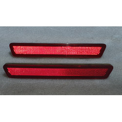XR33-15A435-A Ford Mustang Rear Bumper Side Marker Reflector Right