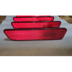 5R33-15A456-AA Ford Mustang Rear Bumper Reflector Marker Lamp Right