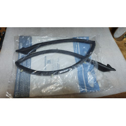 FR3Z-16A238-B Ford Mustang Hood Seal Front Rubber Gasket 2015-2017