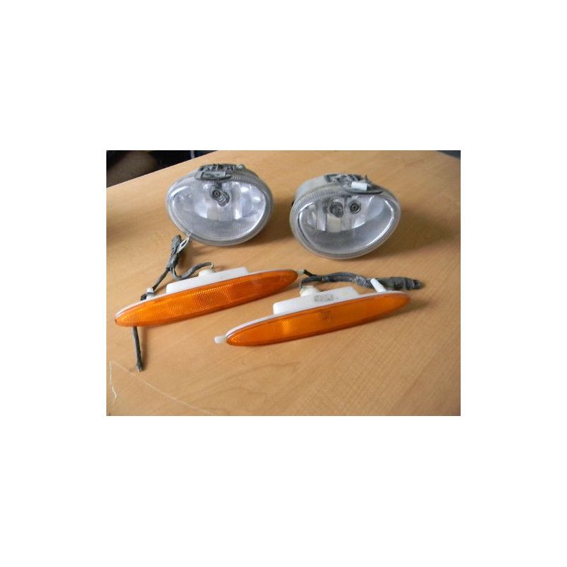 04805395AA Dodge Caravan Fog Lamps and Marker Lamps (Two Pair Set)