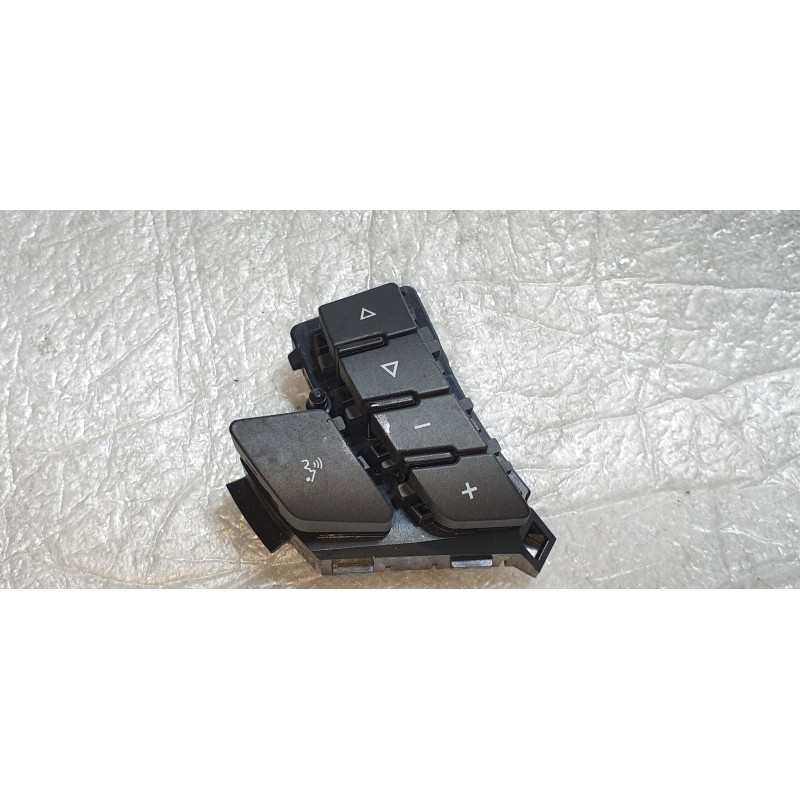15842365 Chevrolet HHR Steering Radio Wheel Control Switch 2006-2007