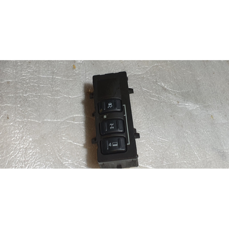 15076587 Chevrolet Tahoe Stability Transfer Case Control Switch 2003-2005