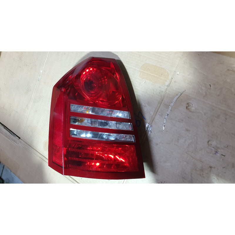 04806381AC Chrysler 300C Left Tail Lamp 2005-2007