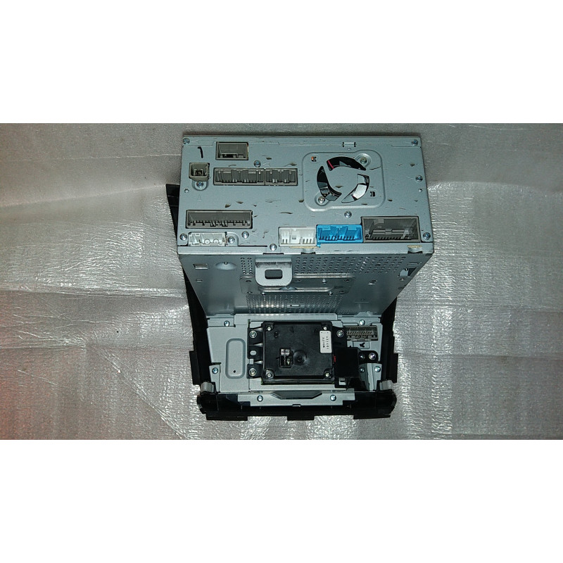 39540-TX6-C011-M1 Acura ILX Audio Radio Stereo CD Head Unit Navigation